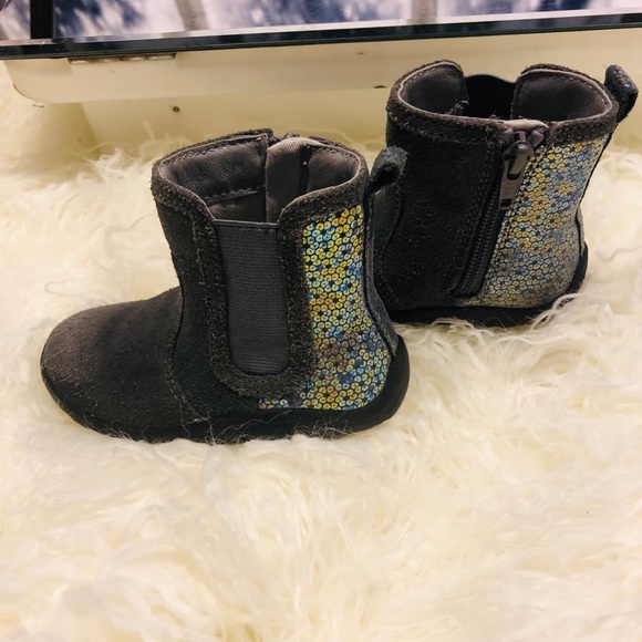 Stride Rite Booties - Picture 5 of 8